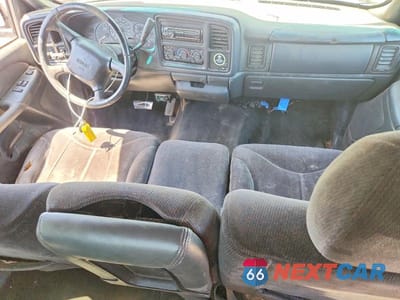 Zdjęcie 8 z 12 samochodu: 2000 GMC NEW SIERRA C2500 VIN:1GTGC29U9YE343928 - miniatura