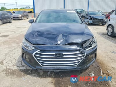 Piąte zdjęcie samochodu w środku: 2018 HYUNDAI ELANTRA VALUE EDITION VIN:5NPD84LF0JH349701 - miniatura