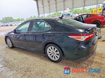 Drugie zdjęcie samochodu z przodu: 2020 TOYOTA CAMRY VIN:4T1C11AK2LU913691 - miniatura