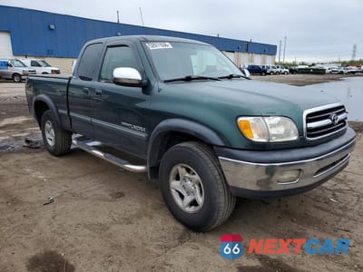 Czwarte zdjęcie samochodu z boku: 2000 TOYOTA TUNDRA SR5 VIN:5TBBT4418YS109754 - miniatura