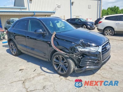 Czwarte zdjęcie samochodu z boku: 2018 AUDI Q3 PREMIUM VIN:WA1BCCFS5JR011996 - miniatura