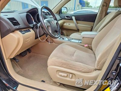 Zdjęcie 7 z 13 samochodu: 2008 TOYOTA HIGHLANDER SPORT VIN:JTEDS43A682066104 - miniatura