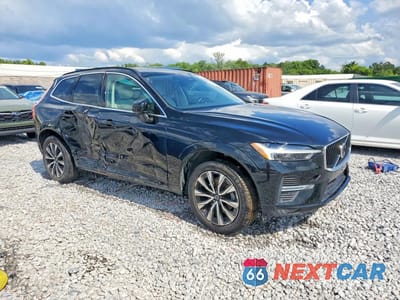 Czwarte zdjęcie samochodu z boku: 2023 VOLVO XC60 ULTIMATE VIN:YV4L12DV2P1218504 - miniatura