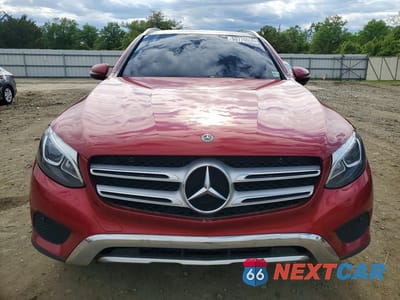 Piąte zdjęcie samochodu w środku: 2019 MERCEDES-BENZ GLC 300 4MATIC VIN:WDC0G4KB7KF637334 - miniatura