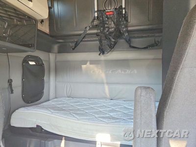 Zdjęcie 6 z 10 samochodu: 2021 FREIGHTLINER CASCADIA 126 SEMI TRUCK VIN:3AKJHHDRXMSNA0846 - miniatura
