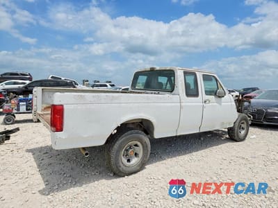 Trzecie zdjęcie samochodu z tyłu: 1993 FORD F150 VIN:1FTEX15YXPKA61926 - miniatura