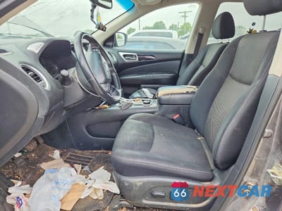 Zdjęcie 7 z 12 samochodu: 2019 NISSAN PATHFINDER SV VIN:5N1DR2MM3KC638921 - miniatura