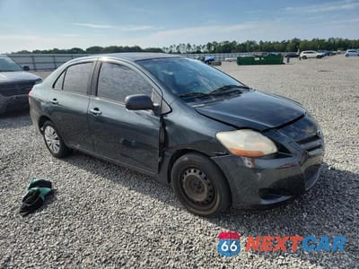 Czwarte zdjęcie samochodu z boku: 2007 TOYOTA YARIS BASE VIN:JTDBT923771021895 - miniatura