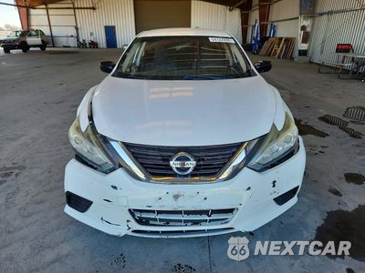 Piąte zdjęcie samochodu w środku: 2016 NISSAN ALTIMA 2.5 S VIN:1N4AL3AP9GN343448 - miniatura