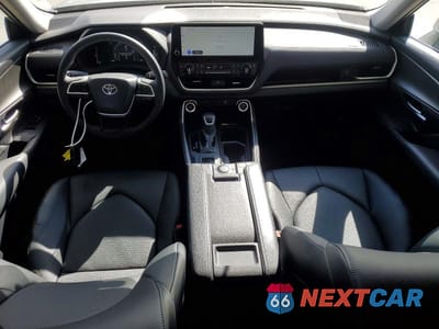 Zdjęcie 8 z 13 samochodu: 2026 TOYOTA GRAND HIGHLANDER XLE VIN:5TDAAAB51TS122044 - miniatura