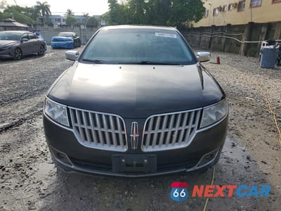 Piąte zdjęcie samochodu w środku: 2012 LINCOLN MKZ VIN:3LNHL2JCXCR812825 - miniatura