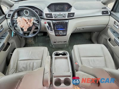 Zdjęcie 8 z 13 samochodu: 2016 HONDA ODYSSEY EXL VIN:5FNRL5H68GB120158 - miniatura