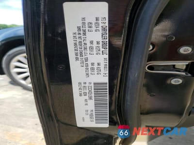 Zdjęcie 12 z 12 samochodu: 2014 CHRYSLER 300 VIN:2C3CCAAG5EH128005 - miniatura