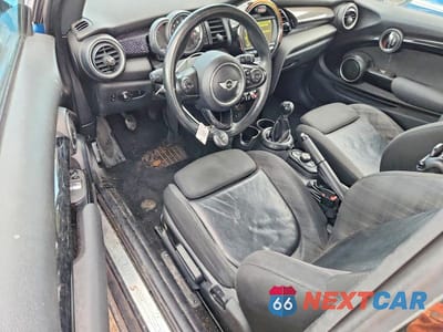 Zdjęcie 8 z 12 samochodu: 2015 MINI COOPER S VIN:WMWXP7C50F2A60643 - miniatura