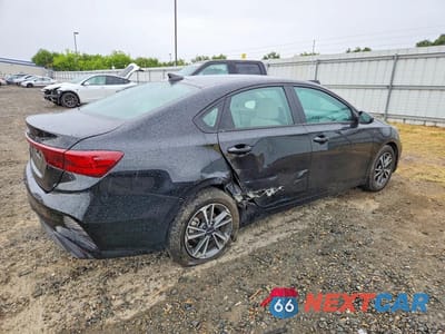Trzecie zdjęcie samochodu z tyłu: 2023 KIA FORTE LXS VIN:3KPF24AD2PE593102 - miniatura