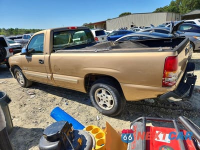 Drugie zdjęcie samochodu z przodu: 1999 CHEVROLET SILVERADO C1500 VIN:1GCEC14V3XE125435 - miniatura