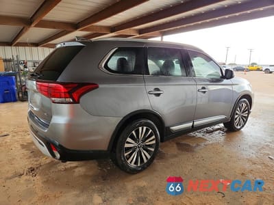Trzecie zdjęcie samochodu z tyłu: 2020 MITSUBISHI OUTLANDER SE VIN:JA4AD3A31LJ001427 - miniatura