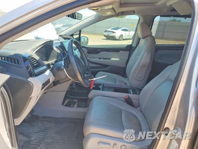 Zdjęcie 7 z 13 samochodu: 2023 HONDA ODYSSEY TOURING VIN:5FNRL6H88PB010038 - miniatura