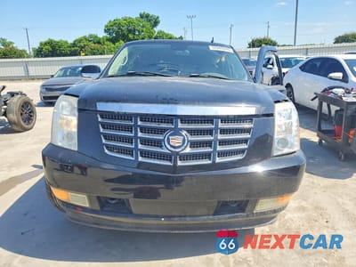 Piąte zdjęcie samochodu w środku: 2007 CADILLAC ESCALADE VIN:1GYFK63867R238024 - miniatura