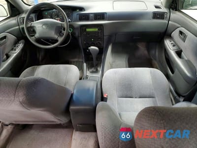 Zdjęcie 8 z 13 samochodu: 2001 TOYOTA CAMRY LE 4D SEDAN VIN:4T1BG22K91U862606 - miniatura