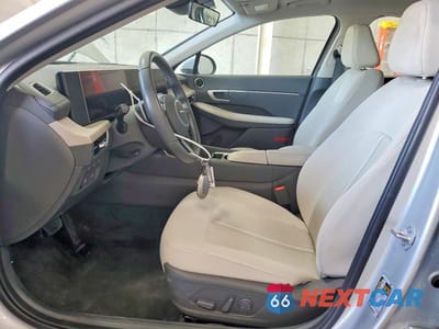 Zdjęcie 7 z 13 samochodu: 2025 HYUNDAI SONATA HYBRID SEL VIN:KMHL34JJ2SA107661 - miniatura