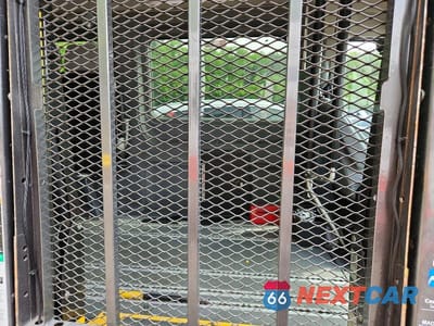 Zdjęcie 11 z 13 samochodu: 2018 FORD TRANSIT T-350 HANDICAP ACCESSIBLE VAN VIN:1FTBW2XM4JKB55751 - miniatura