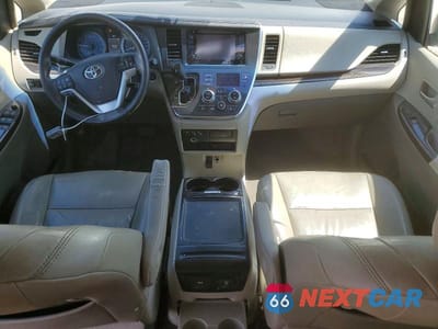Zdjęcie 8 z 13 samochodu: 2015 TOYOTA SIENNA XLE PREMIUM 8-PASSENGER VIN:5TDYK3DC9FS550192 - miniatura