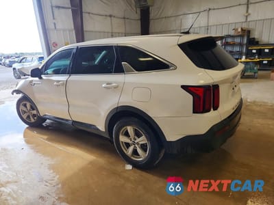 Drugie zdjęcie samochodu z przodu: 2021 KIA SORENTO LX VIN:5XYRG4LC3MG052335 - miniatura