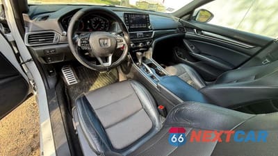 Piąte zdjęcie samochodu w środku: 2018 HONDA ACCORD SPORT VIN:1HGCV1F32JA095311 - miniatura