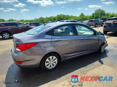 Trzecie zdjęcie samochodu z tyłu: 2017 HYUNDAI ACCENT SE VIN:KMHCT4AE9HU327499 - miniatura