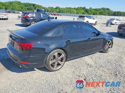 Trzecie zdjęcie samochodu z tyłu: 2019 AUDI S4 PRESTIGE VIN:WAUC4AF48KA103324 - miniatura
