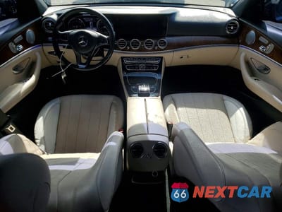 Zdjęcie 8 z 12 samochodu: 2017 MERCEDES-BENZ E 300 VIN:WDDZF4JB2HA042694 - miniatura