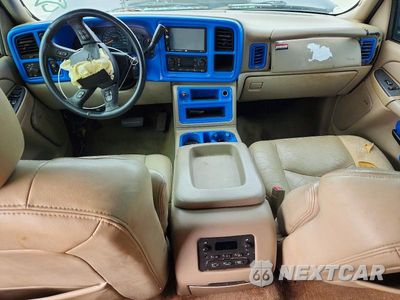 Zdjęcie 8 z 13 samochodu: 2004 CHEVROLET TAHOE VIN:1GNEK13Z44R161329 - miniatura