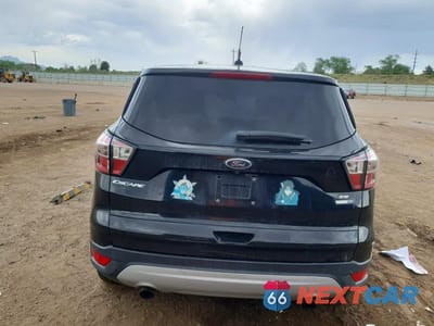 Zdjęcie 6 z 12 samochodu: 2017 FORD ESCAPE SE VIN:1FMCU9GD5HUB60664 - miniatura