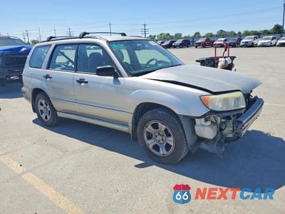 Czwarte zdjęcie samochodu z boku: 2006 SUBARU FORESTER 2.5X VIN:JF1SG63636H754906 - miniatura