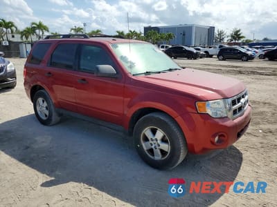 Czwarte zdjęcie samochodu z boku: 2012 FORD ESCAPE XLT VIN:1FMCU0D78CKC04963 - miniatura