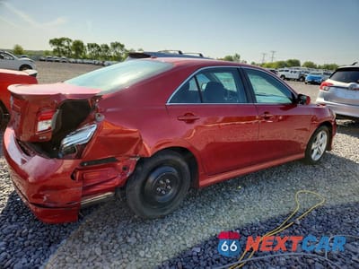 Trzecie zdjęcie samochodu z tyłu: 2010 TOYOTA CAMRY SE VIN:4T1BF3EK1AU514836 - miniatura