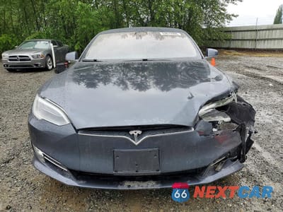 Piąte zdjęcie samochodu w środku: 2017 TESLA MODEL 3 VIN:5YJSA1E28HF231067 - miniatura