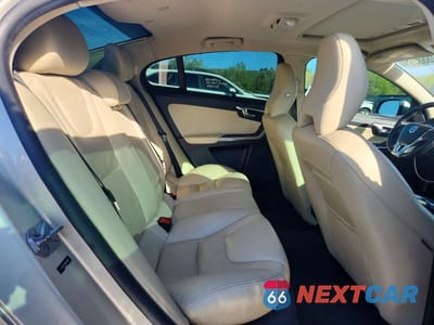 Zdjęcie 10 z 12 samochodu: 2017 VOLVO S60 PREMIER VIN:LYV402TK1HB125968 - miniatura