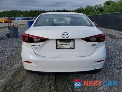 Zdjęcie 6 z 12 samochodu: 2016 MAZDA 3 SPORT VIN:JM1BM1U76G1295636 - miniatura