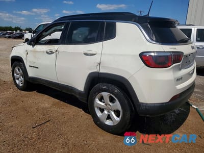 Drugie zdjęcie samochodu z przodu: 2019 JEEP COMPASS LATITUDE VIN:3C4NJDBB2KT703341 - miniatura