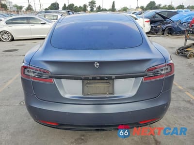 Zdjęcie 6 z 13 samochodu: 2016 TESLA MODEL S VIN:5YJSA1E16GF161090 - miniatura