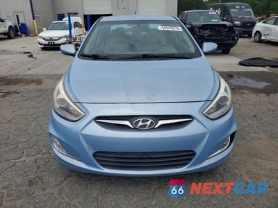 Piąte zdjęcie samochodu w środku: 2014 HYUNDAI ACCENT GLS VIN:KMHCU4AE1EU754037 - miniatura