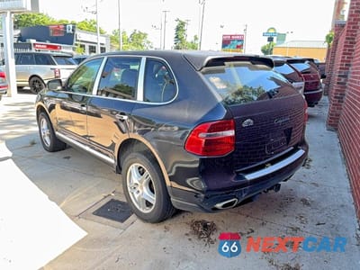 Trzecie zdjęcie samochodu z tyłu: 2010 PORSCHE CAYENNE VIN:WP1AA2AP5ALA07274 - miniatura