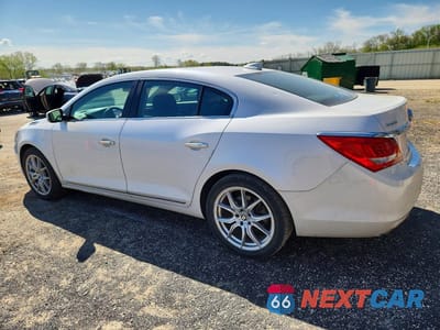 Drugie zdjęcie samochodu z przodu: 2015 BUICK LACROSSE PREMIUM VIN:1G4GD5G32FF138690 - miniatura