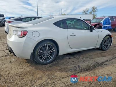 Trzecie zdjęcie samochodu z tyłu: 2015 SCION FR-S BASE VIN:JF1ZNAA13F8709740 - miniatura