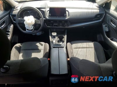 Zdjęcie 8 z 13 samochodu: 2024 NISSAN ROGUE SV VIN:5N1BT3BA0RC690671 - miniatura