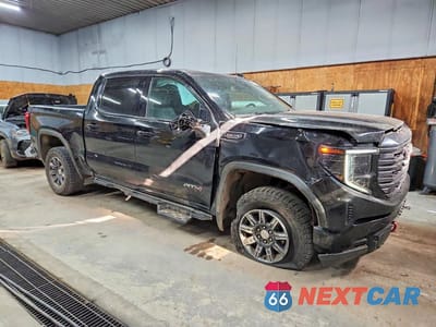 Czwarte zdjęcie samochodu z boku: 2024 GMC SIERRA K1500 AT4 VIN:1GTUUEELXRZ160904 - miniatura