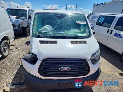 Piąte zdjęcie samochodu w środku: 2016 FORD TRANSIT 150 DELIVERY VAN VIN:1FTYE1YM1GKB44155 - miniatura