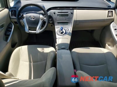 Zdjęcie 8 z 12 samochodu: 2010 TOYOTA PRIUS II VIN:JTDKN3DU5A0163799 - miniatura